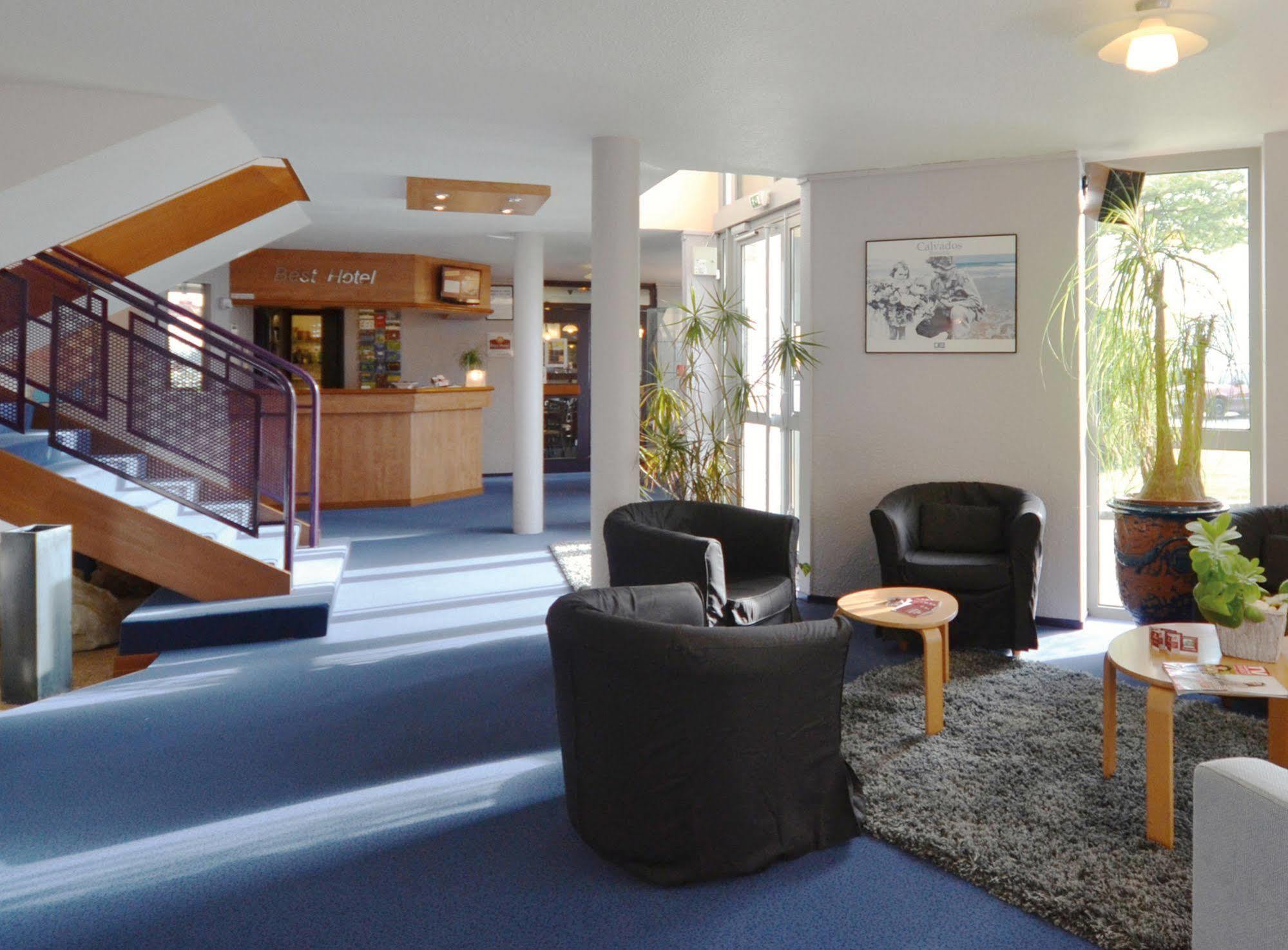 Brit Hotel Caen Herouville Exteriör bild